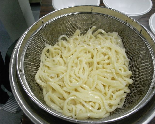 茹でる